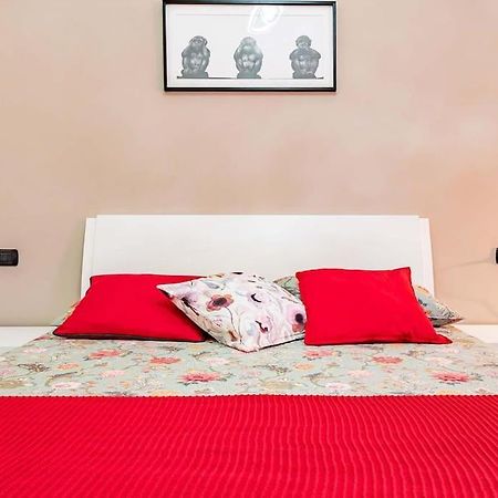 Guest Planet - Modern Flat Centrale M2 Милан Экстерьер фото